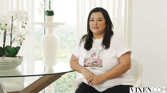 Нереальная сексуальность рыженькой