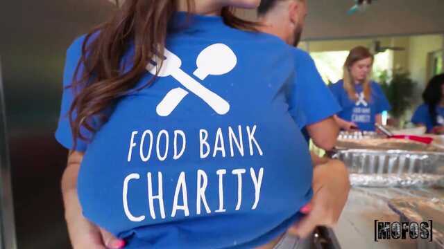 Тайные связи с падчерицей