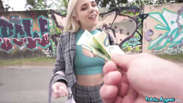 Пикапер хорошо отодрал меня и щедро заплатил