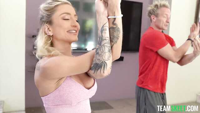 Качественная тренировочка по йоге