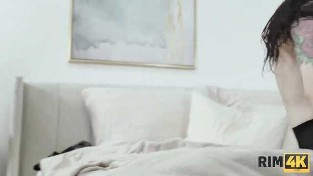 Любимое занятие жополизки