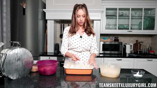 Рецепт хорошего секса, вставил милфе на кухне