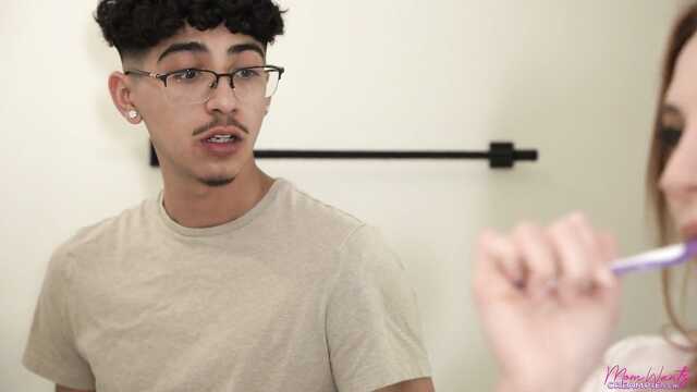 Дорогой сынок, маме нужно расслабиться на члене