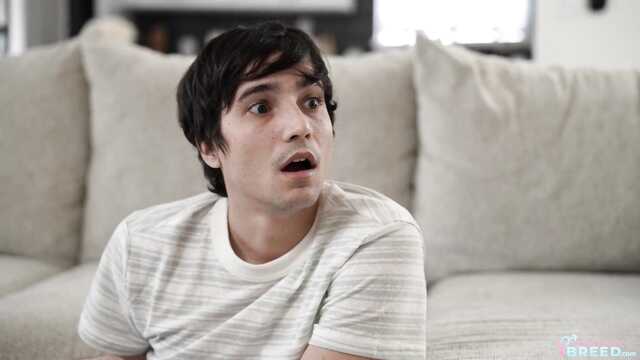 Давно мечтал вставить между ног любимой мачехе