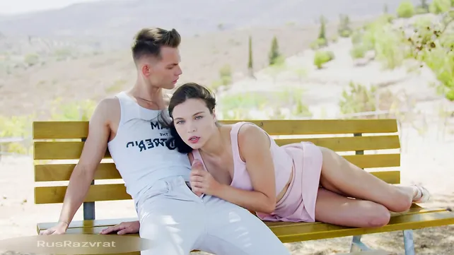 Үштікте жыныстық қатынасқа түсуге арналған позициялар