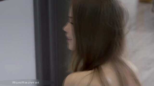 Зачем мне нужны парни, ведь у меня есть вибратор