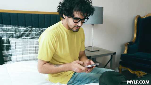 Зрелочке круто зашел тройничок