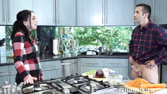 День Благодарения в доме семейного разврата