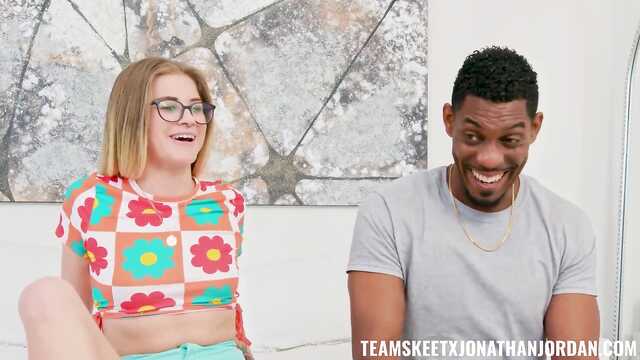 Черный член порадует даже отличницу