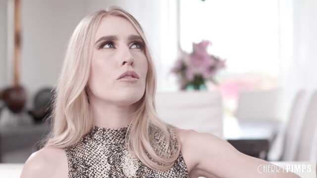 Отдаюсь в пизду и делаю горловой минет за кольцо