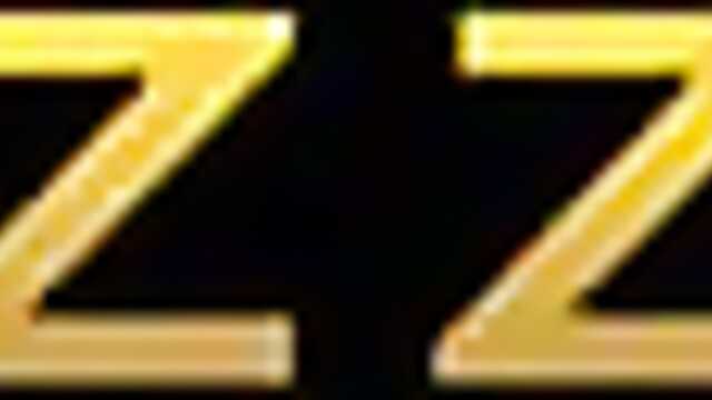 Жирные милфы с массивными жопами ебутся с молодым