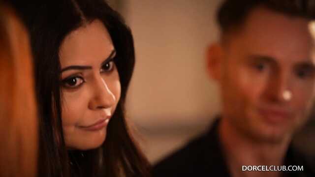 Свингерская секс оргия нескольких семейных пар