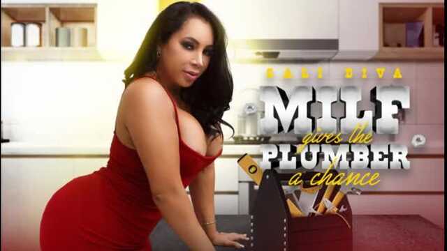 За починку трубы дала сантехнику на столе в кухне