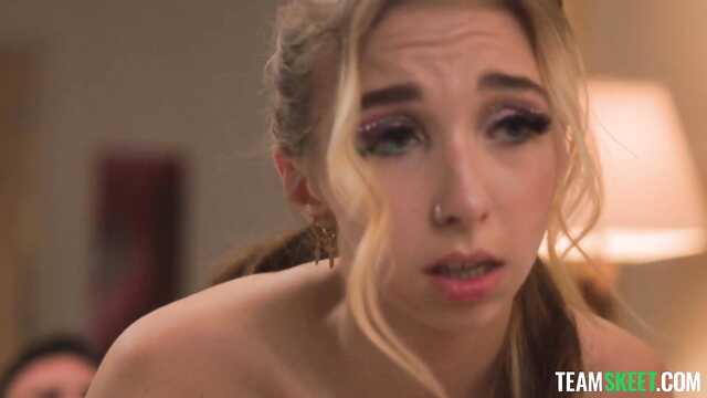 Для начала я подрочу клитор, а потом ты вставишь