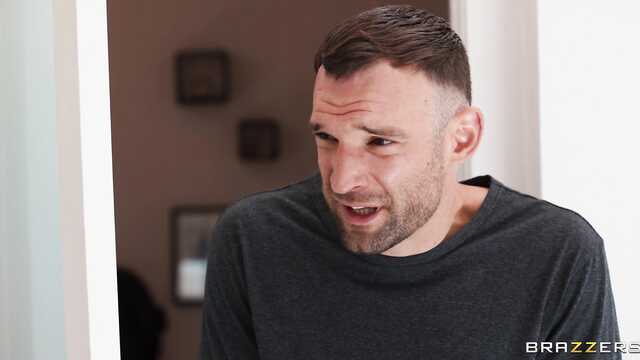 Девушки с изюминкой шикарно сосут и трахаются