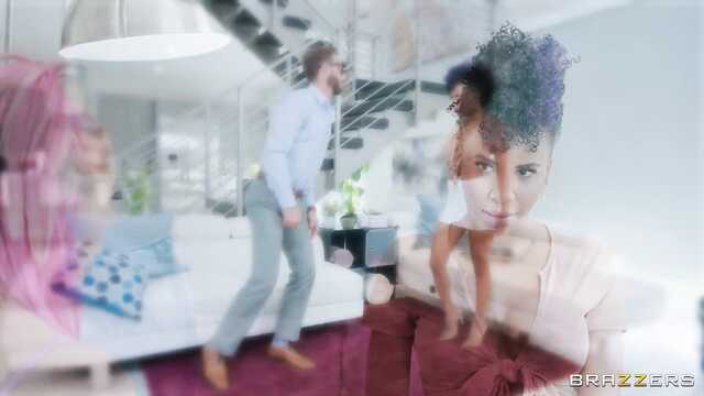 Такая соблазнительная черная гостья