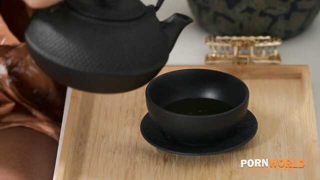 Массаж для экзотической девушки