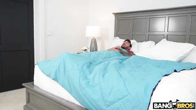 Прекрасное утро с грудастой сестрой