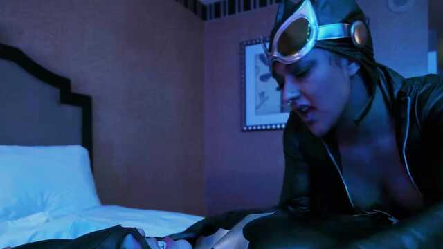 Супергероини и их оральные фантазии