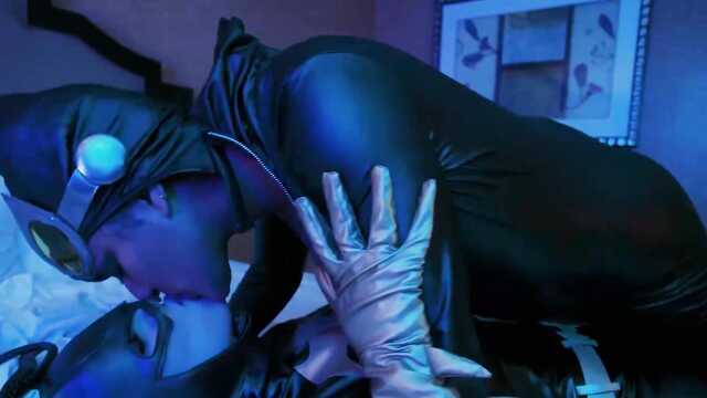 Супергероини и их оральные фантазии