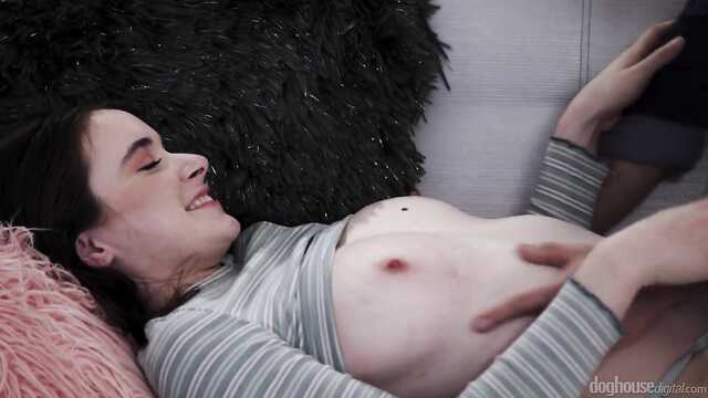 Анальная любовь к приемному папочке