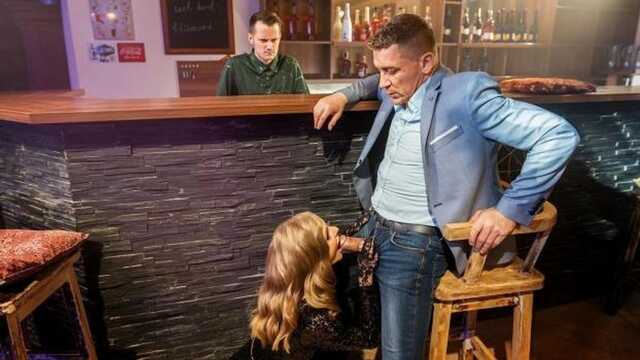 Қыздардың сүтін сауу