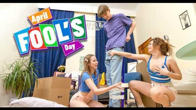 Хорошо жить в квартире с двумя студентками