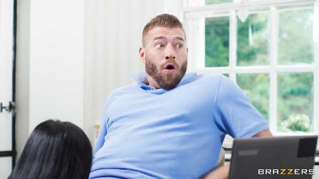 Ұры жазаланған порно фильмін қараңыз