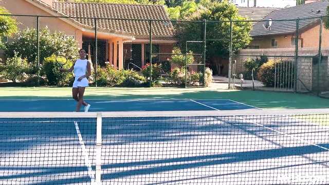 Сын и не думал, что его мамочка настолько ебливая