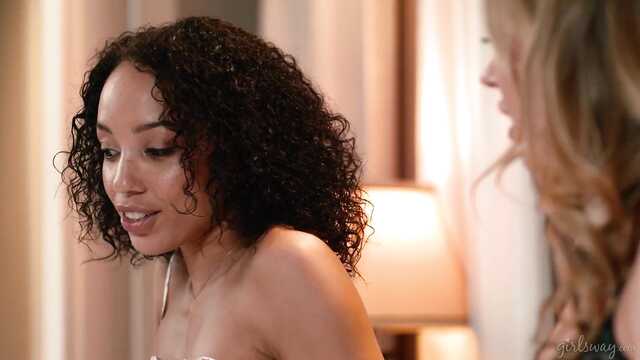 Всегда готовы к лесби сексу!