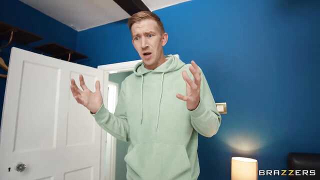 За паспорт, необходимо трахнуть сестричку