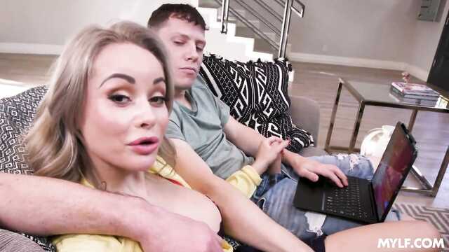 Нарезочка с дрочками членов от милф