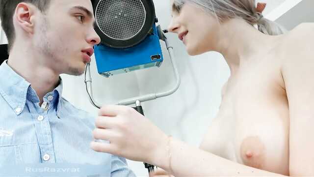 Как правильно покорить мир порно?