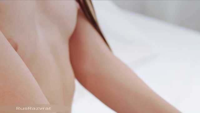 Трахаю Evelin Elle, у которой страстное желание