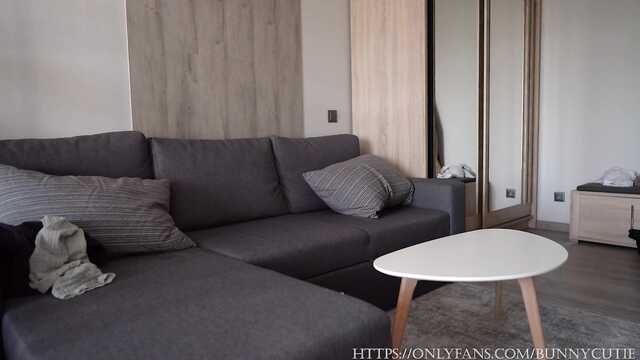 Ятут мамочку перед окном хорош отодрал