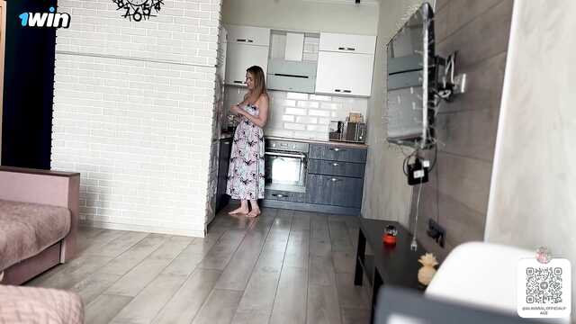 Мамочке так нужно твое внимание!