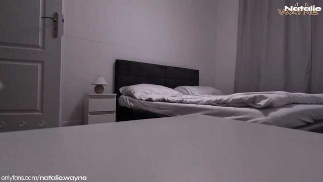 Сестричка потребовала немедленного секса