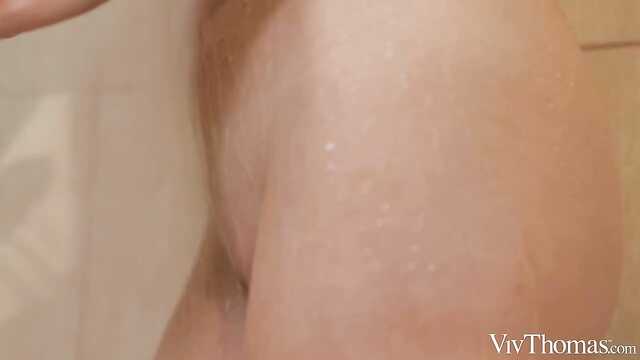 В загородном доме: экстаз лесбух!