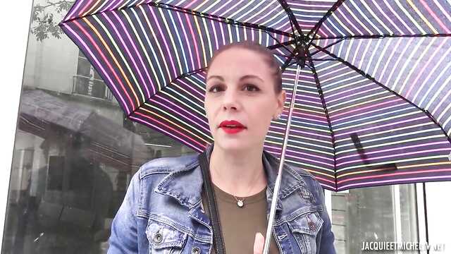 Француженка: погреть киску на незнакомцевой пенис!