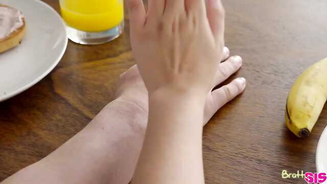 Девушка добилась цели и отдалась мужчине