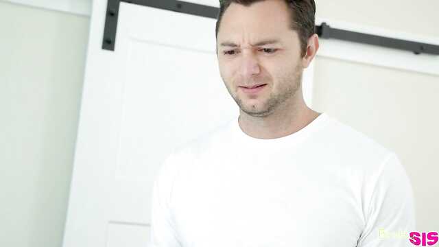 Девушка добилась цели и отдалась мужчине