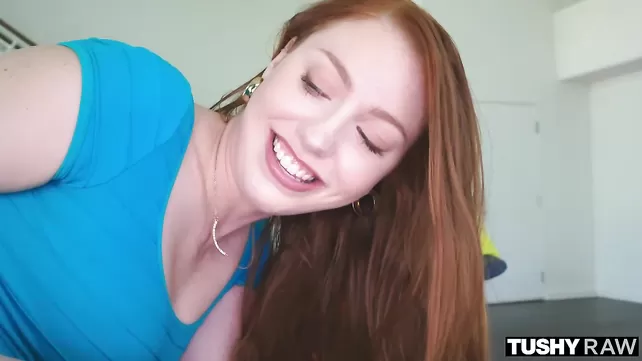 Порно: Ескі күйеуі әйелінен бас тартады Супермодель жынды