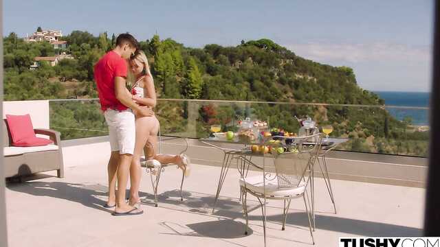 Күйеуінің бизнес-серіктесімен кездесу жоғары анальды деңгейде өтті