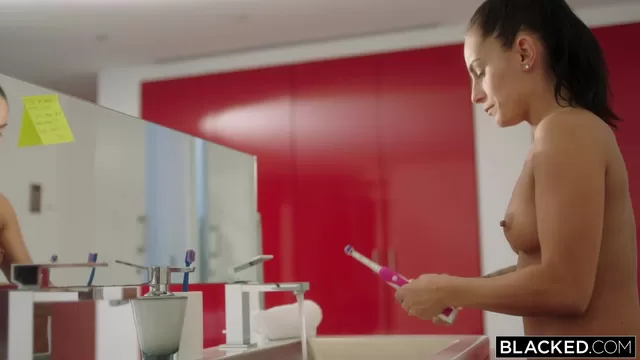 Әдемі эротикалық Барби қуыршақтары