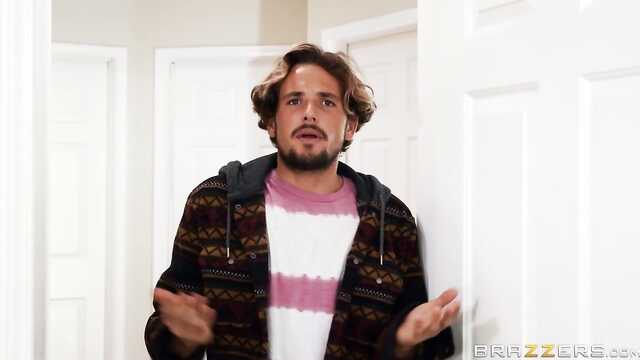 Бұйра бала ақ шашты атасының сәнді әйелін жұлып алып оған жатты