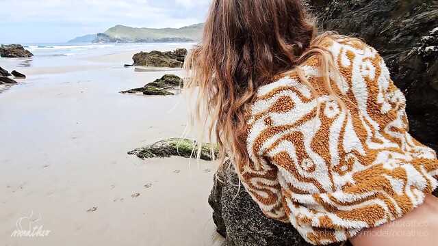 Среди скал, наш секс никто не увидит