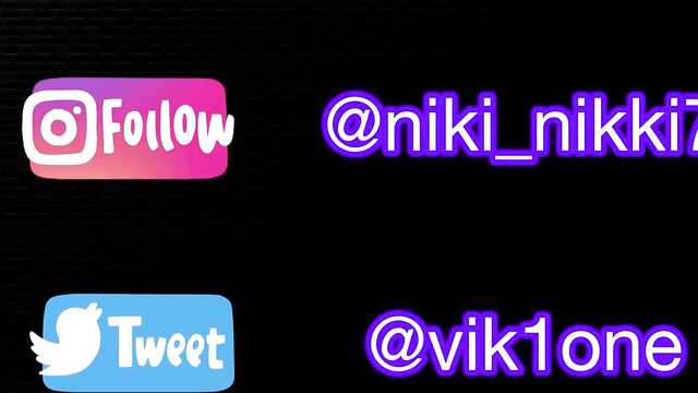 С любимым вибратором перед вебкой