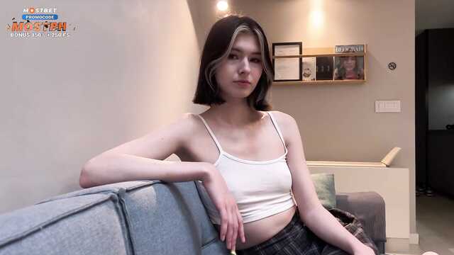 Сестра набирается сексуального опыта на хую брата