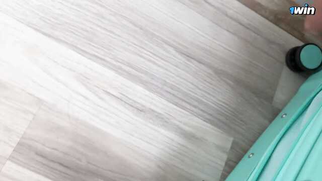 Пока жена в ванной, я вставлю в писю рыжей подруге