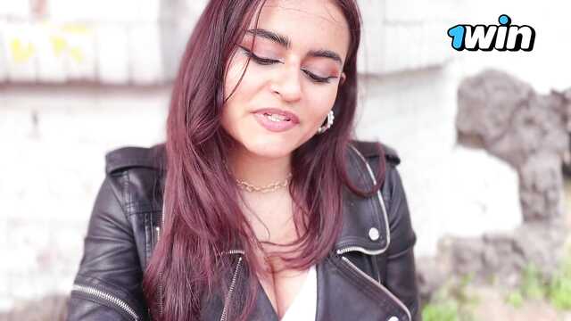 Пухленькая колумбийка отдалась пикаперу в сортире